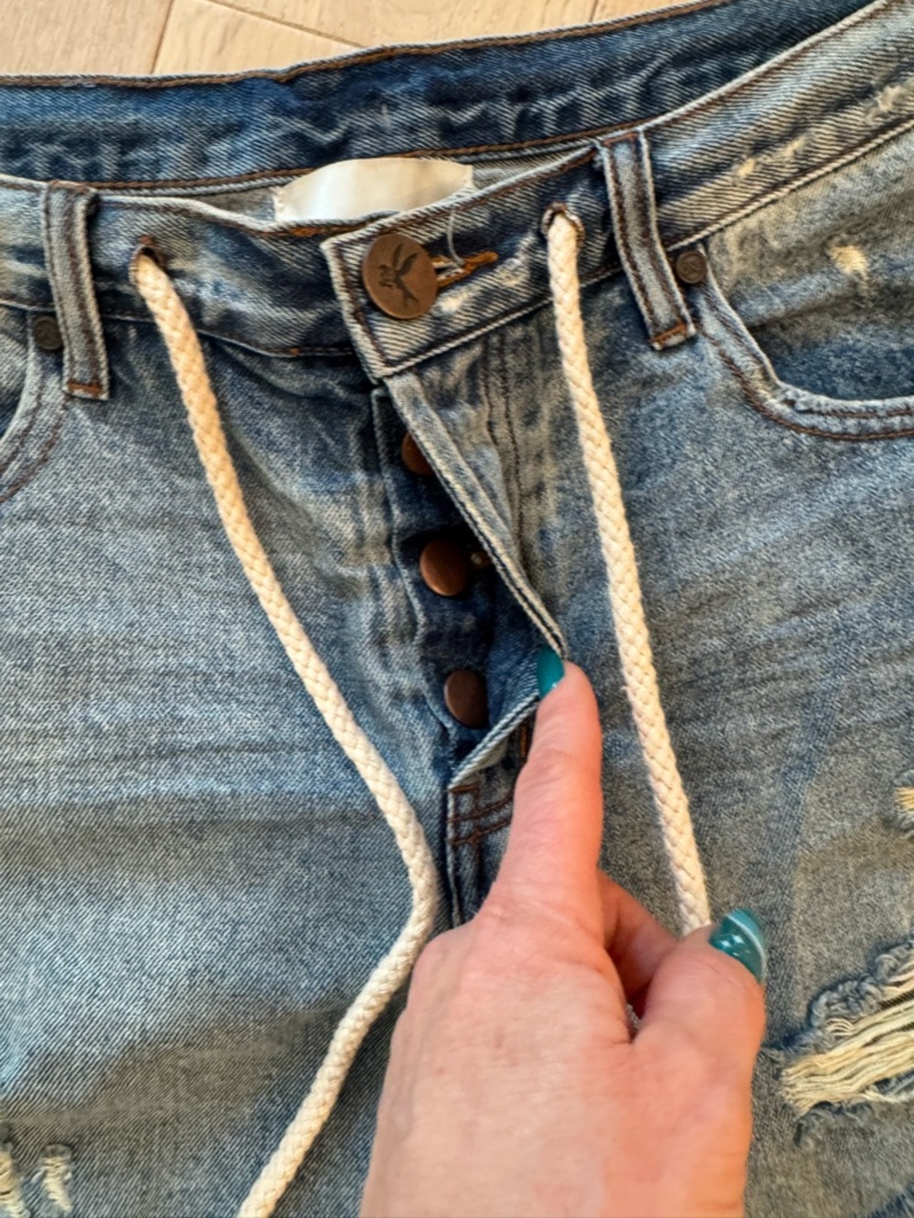 One Teaspoon Light Wash Denim Shorts with Contrast Stitching - Picture 2 of 9